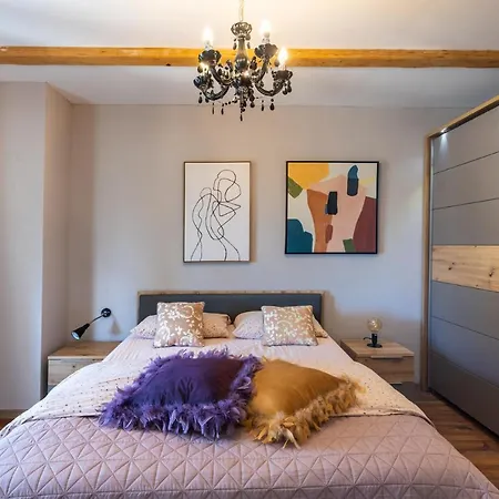 Stylish & Luxury Villa With Pool, Biliard, Extra Pool Heating Available - Wiibuk * Pula