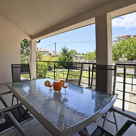 Βίλα Stylish & Luxury With Pool, Biliard, Extra Pool Heating Available - Wiibuk