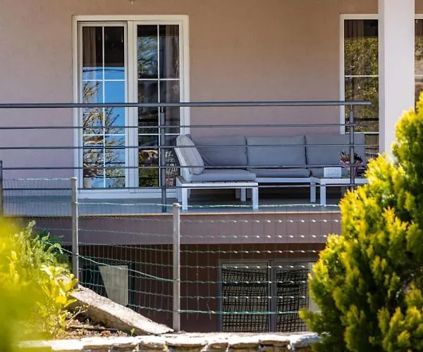 Stylish & Luxury With Pool, Biliard, Extra Pool Heating Available - Wiibuk Vila *