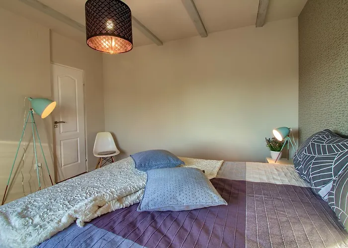 Villa Stylish & Luxury With Pool, Biliard, Extra Pool Heating Available - Wiibuk Pola