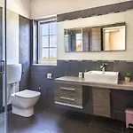 Stylish & Luxury With Pool, Biliard, Extra Pool Heating Available - Wiibuk * Πούλα
