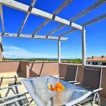 Βίλα Stylish & Luxury With Pool, Biliard, Extra Pool Heating Available - Wiibuk Πούλα