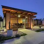 Stylish & Luxury With Pool, Biliard, Extra Pool Heating Available - Wiibuk