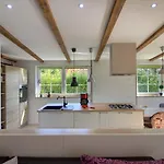 Stylish & Luxury With Pool, Biliard, Extra Pool Heating Available - Wiibuk