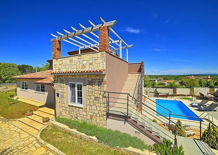Vila Stylish & Luxury Villa With Pool, Biliard, Extra Pool Heating Available - Wiibuk *